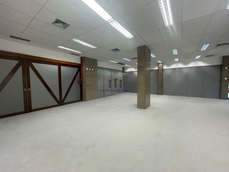 Foto 23 do(a) Loja de 4 quartos para alugar em São José, Belo Horizonte