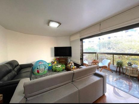 Foto 2 do(a) Apartamento de 4 quartos à venda em Centro, Florianópolis