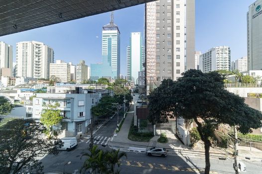 Foto 10 do(a) Apartamento de 3 quartos à venda em Aclimação, São Paulo