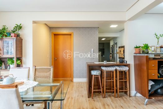 Foto 7 do(a) Apartamento de 3 quartos à venda em Passo da Areia, Porto Alegre