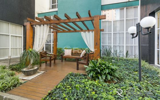 Foto 33 do(a) Apartamento de 3 quartos à venda em Passo da Areia, Porto Alegre