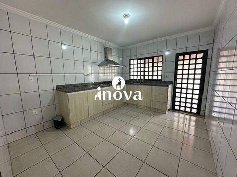Foto 3 do(a) Casa de 2 quartos à venda em Residencial Morumbi, Uberaba