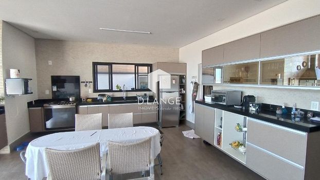 Foto 6 do(a) Casa false para alugar em Swiss Park, Campinas