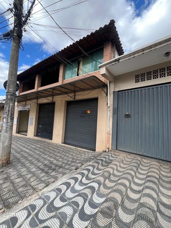 Foto 1 do(a) Sala / Conjunto Comercial de 4 quartos à venda em Tupi A, Belo Horizonte