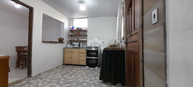 Foto 3 do(a) Casa de 3 quartos à venda em Ponta Grossa, Porto Alegre