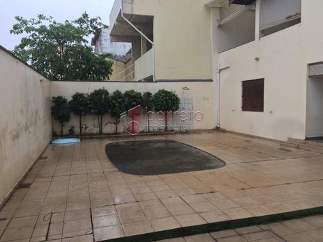 Foto 17 do(a) Casa de 4 quartos à venda em Vila Galvão, Jundiaí