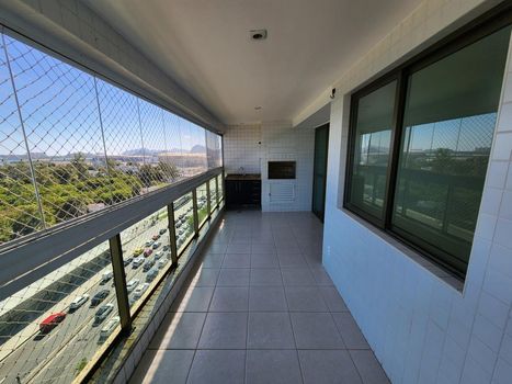 Foto 9 do(a) Apartamento de 4 quartos à venda em Jacarepaguá, Rio de Janeiro