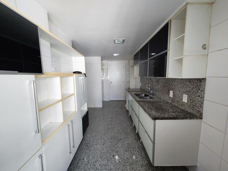 Foto 31 do(a) Apartamento de 4 quartos à venda em Jacarepaguá, Rio de Janeiro
