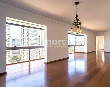 Foto 5 do(a) Apartamento de 3 quartos à venda em Cidade Monções, São Paulo