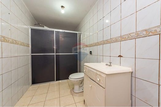 Foto 20 do(a) Casa de 7 quartos à venda em Fazendinha, Curitiba