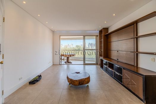 Foto 1 do(a) Apartamento de 3 quartos à venda em Cambuci, São Paulo