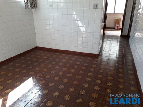 Foto 14 do(a) Apartamento false para alugar em Higienópolis, São Paulo