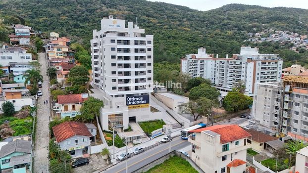 Foto 6 do(a) Apartamento de 3 quartos à venda em Monte Verde, Florianópolis