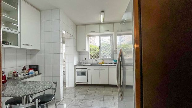 Foto 23 do(a) Apartamento de 4 quartos à venda em Santo Antônio, Belo Horizonte