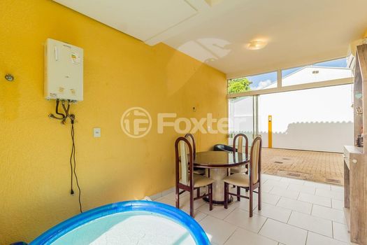 Foto 34 do(a) Casa em Condomínio de 3 quartos à venda em Ipanema, Porto Alegre