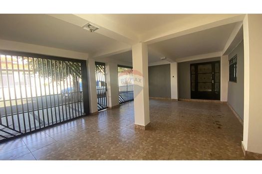Foto 4 do(a) Casa de 5 quartos à venda em Jardim Paraíso II, Botucatu
