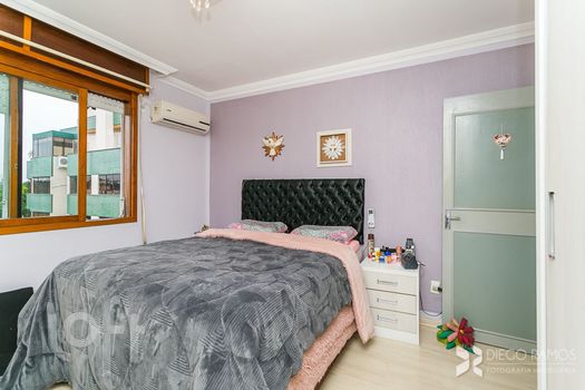 Foto 10 do(a) Apartamento de 3 quartos à venda em Jardim Itu, Porto Alegre