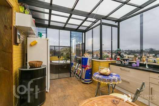 Foto 28 do(a) Apartamento de 3 quartos à venda em Jardim Itu, Porto Alegre