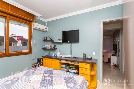 Foto 14 do(a) Apartamento de 3 quartos à venda em Jardim Itu, Porto Alegre