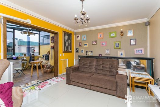 Foto 1 do(a) Apartamento de 3 quartos à venda em Jardim Itu, Porto Alegre