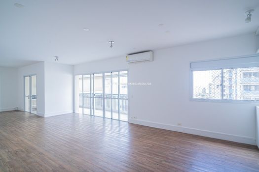 Foto 16 do(a) Apartamento de 3 quartos para alugar em Cidade Monções, São Paulo