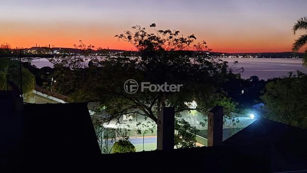 Foto 43 do(a) Casa em Condomínio de 3 quartos à venda em Vila Conceição, Porto Alegre