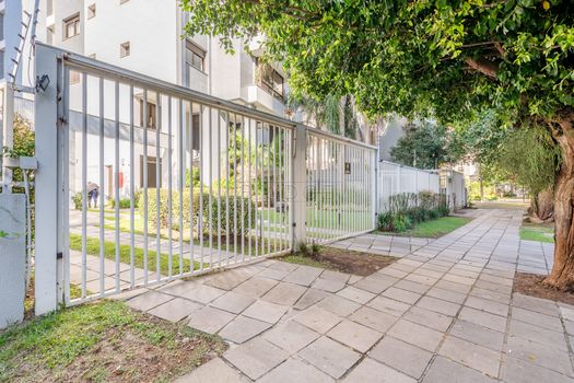 Foto 2 do(a) Apartamento de 2 quartos à venda em Petrópolis, Porto Alegre