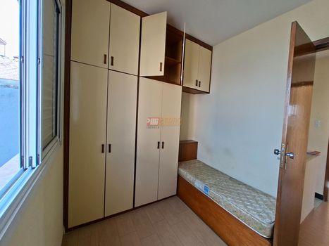 Foto 21 do(a) Casa de 4 quartos à venda em Vila Liviero, São Paulo