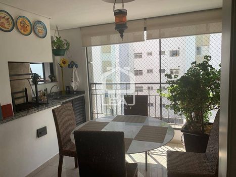 Foto 1 do(a) Apartamento de 4 quartos à venda em Real Parque, São Paulo