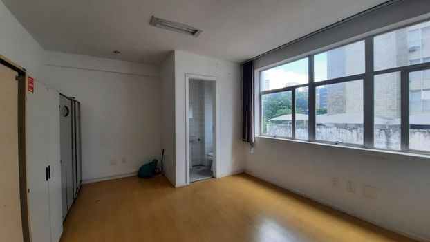 Foto 3 do(a) Sala / Conjunto Comercial false para alugar em São José, Uberaba