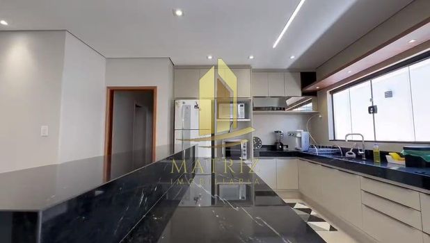 Foto 4 do(a) Casa de 3 quartos para alugar em São José, Franca