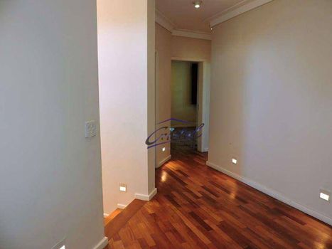 Foto 11 do(a) Casa em Condomínio de 6 quartos para alugar em Jardim Marilu, Carapicuíba