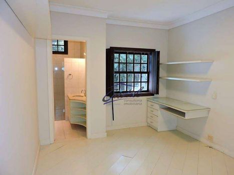 Foto 14 do(a) Casa em Condomínio de 6 quartos para alugar em Jardim Marilu, Carapicuíba
