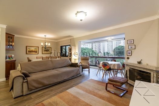 Foto 1 do(a) Apartamento de 3 quartos à venda em Indianópolis, São Paulo
