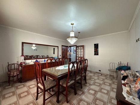 Foto 8 do(a) Casa de 3 quartos para alugar em Parque Novo Mundo, São Paulo