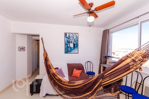 Foto 5 do(a) Apartamento de 2 quartos à venda em Floresta, Porto Alegre