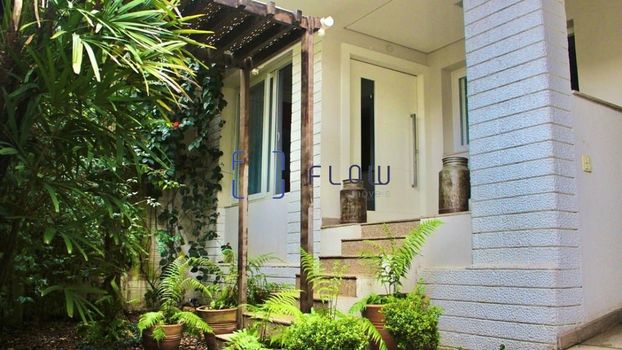 Foto 2 do(a) Casa em Condomínio de 3 quartos à venda em Aclimação, São Paulo