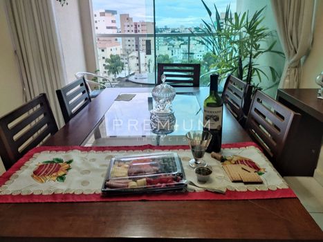Foto 2 do(a) Apartamento de 3 quartos à venda em Tabajaras, Uberlândia