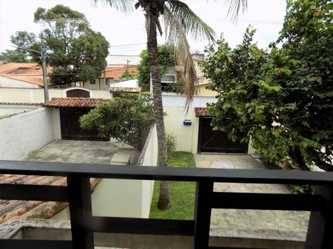 Foto 3 do(a) Casa de 4 quartos à venda em Jardim Excelsior, Cabo Frio