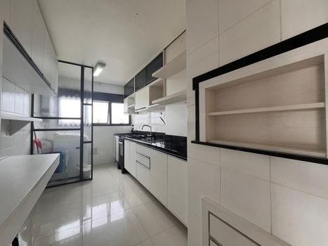 Foto 4 do(a) Flat de 2 quartos à venda em Sarandi, Porto Alegre