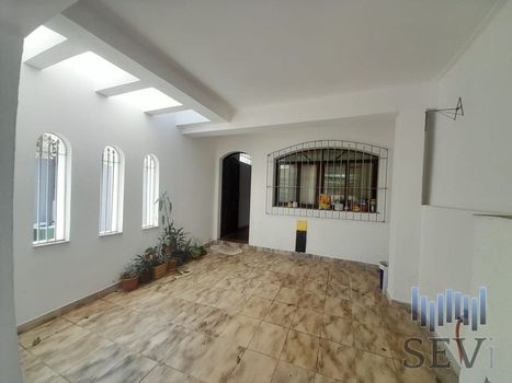 Foto 1 do(a) Casa de 3 quartos à venda em Planalto Paulista, São Paulo