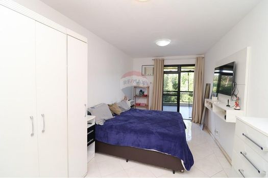 Foto 43 do(a) Apartamento de 4 quartos à venda em Jardim Guanabara, Rio de Janeiro