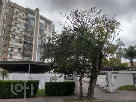 Foto 32 do(a) Apartamento de 3 quartos à venda em Vila Ipiranga, Porto Alegre