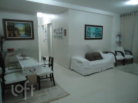 Foto 3 do(a) Apartamento de 3 quartos à venda em Vila Ipiranga, Porto Alegre