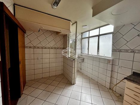 Foto 13 do(a) Apartamento de 3 quartos à venda em Mont Serrat, Porto Alegre
