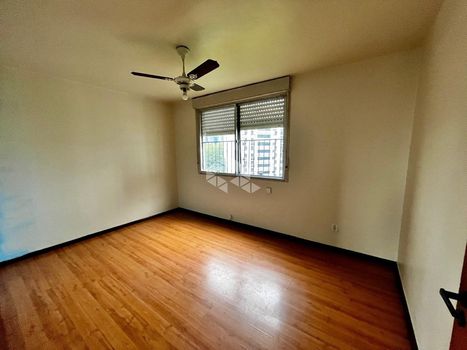 Foto 9 do(a) Apartamento de 3 quartos à venda em Mont Serrat, Porto Alegre