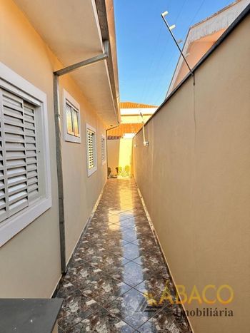 Foto 20 do(a) Casa de 3 quartos à venda em Parque Santa Felícia Jardim, São Carlos