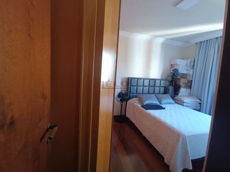 Foto 13 do(a) Apartamento de 4 quartos à venda em Zona 01, Maringá