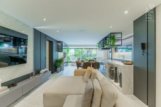 Foto 3 do(a) Apartamento de 3 quartos à venda em Mercês, Curitiba