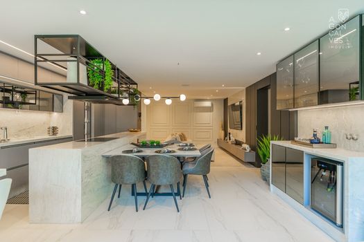 Foto 2 do(a) Apartamento de 3 quartos à venda em Mercês, Curitiba